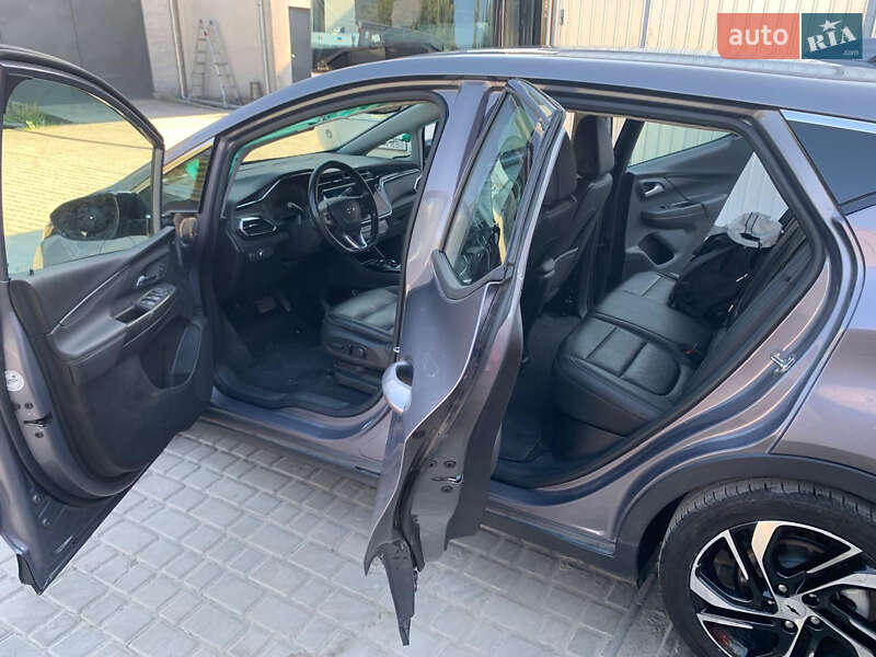 Хэтчбек Chevrolet Bolt EV 2023 в Тернополе фото 15 Хэтчбек Chevrolet Bolt EV 2023 в Тернополе