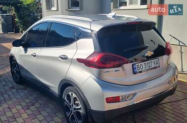 Хэтчбек Chevrolet Bolt EV 2019 в 