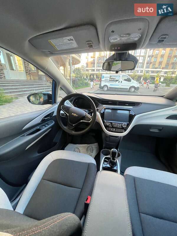 Хэтчбек Chevrolet Bolt EV 2020 в Киеве