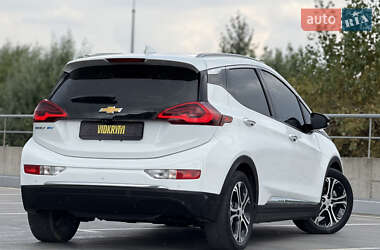 Хэтчбек Chevrolet Bolt EV 2018 в 