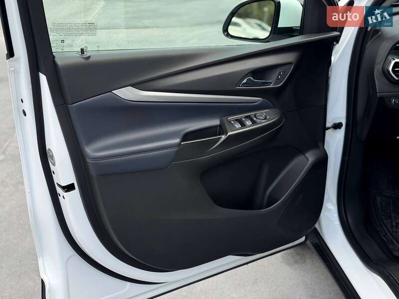 Хэтчбек Chevrolet Bolt EV 2021 в Ровно