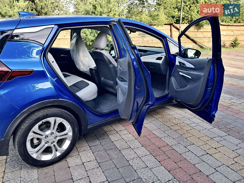 Хэтчбек Chevrolet Bolt EV 2019 в Шептицькому