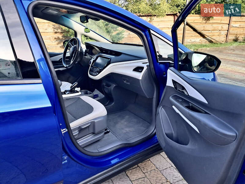 Хэтчбек Chevrolet Bolt EV 2019 в Шептицькому