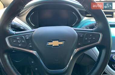 Хэтчбек Chevrolet Bolt EV 2019 в 