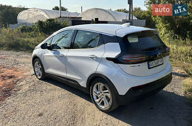 Хэтчбек Chevrolet Bolt EV 2022 в 