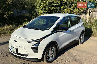 Хэтчбек Chevrolet Bolt EV 2022 в 