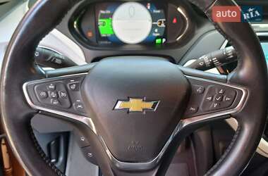 Хэтчбек Chevrolet Bolt EV 2017 в 