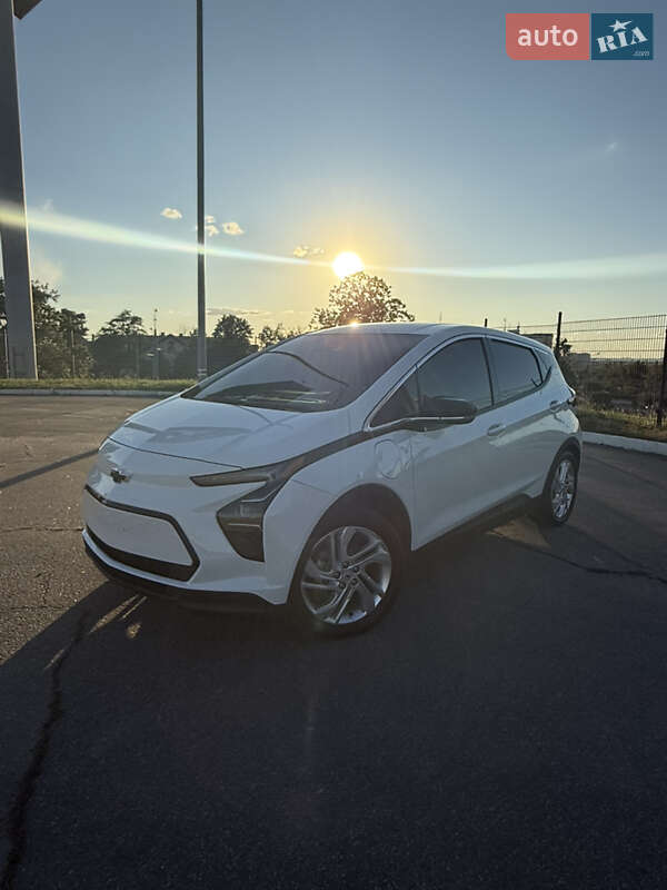 Хетчбек Chevrolet Bolt EV 2023 в Харкові