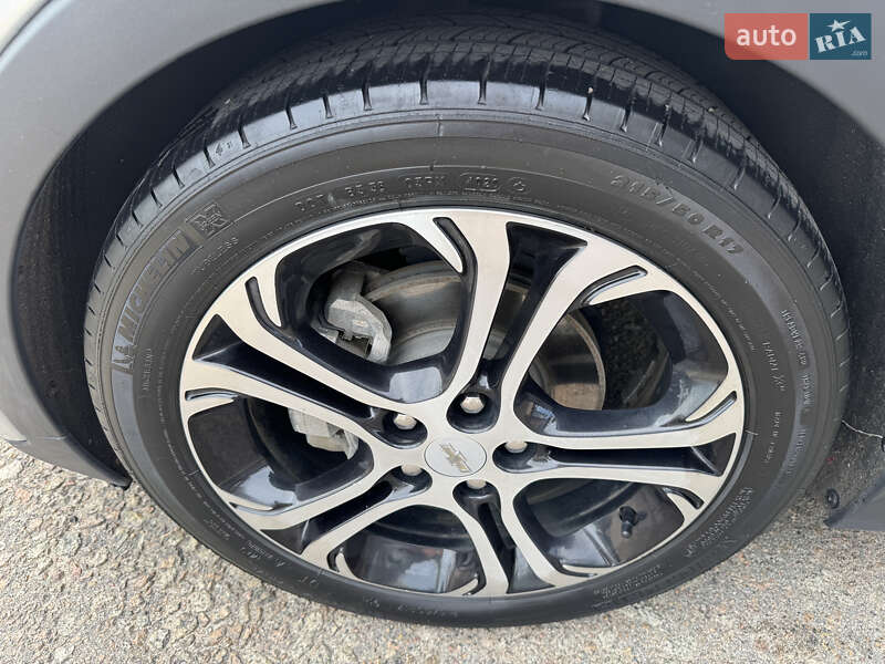 Хетчбек Chevrolet Bolt EV 2021 в Києві фото 15 Хетчбек Chevrolet Bolt EV 2021 в Києві