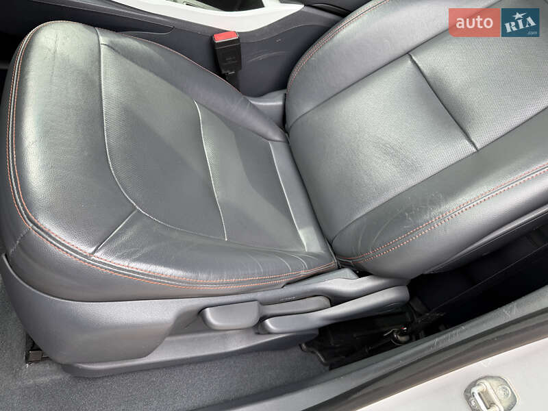 Хетчбек Chevrolet Bolt EV 2021 в Києві фото 23 Хетчбек Chevrolet Bolt EV 2021 в Києві