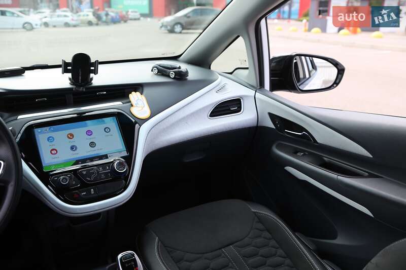 Хетчбек Chevrolet Bolt EV 2020 в Києві фото 15 Хетчбек Chevrolet Bolt EV 2020 в Києві