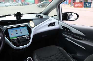 Хэтчбек Chevrolet Bolt EV 2020 в 