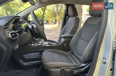 Хэтчбек Chevrolet Bolt EV 2023 в 
