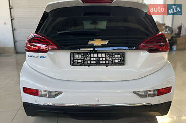 Хэтчбек Chevrolet Bolt EV 2017 в 