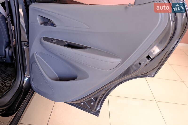 Хэтчбек Chevrolet Bolt EV 2018 в Одессе