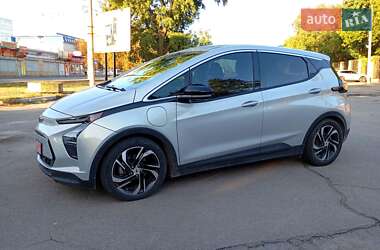 Хэтчбек Chevrolet Bolt EV 2022 в 