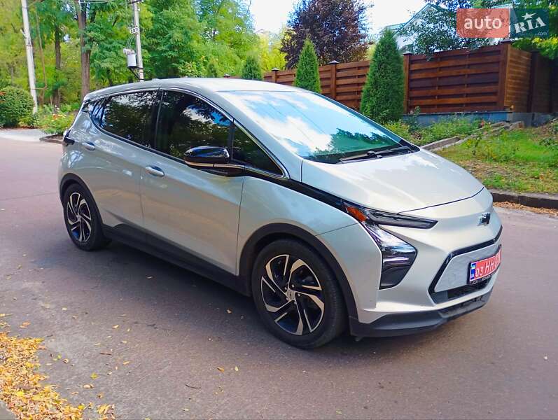 Хэтчбек Chevrolet Bolt EV 2022 в Кропивницком