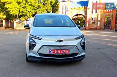Хэтчбек Chevrolet Bolt EV 2022 в 