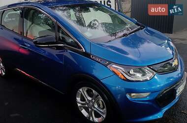 Хэтчбек Chevrolet Bolt EV 2018 в 