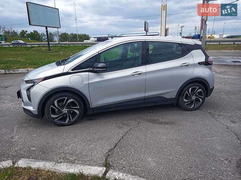 Хэтчбек Chevrolet Bolt EV 2023 в Киеве