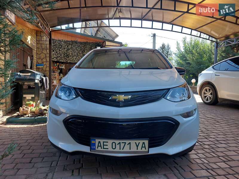 Хэтчбек Chevrolet Bolt EV 2020 в Кривом Роге