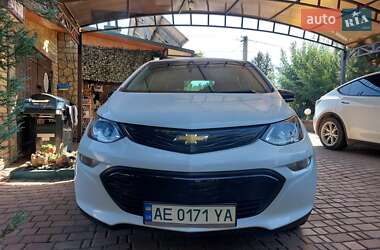 Хэтчбек Chevrolet Bolt EV 2020 в 