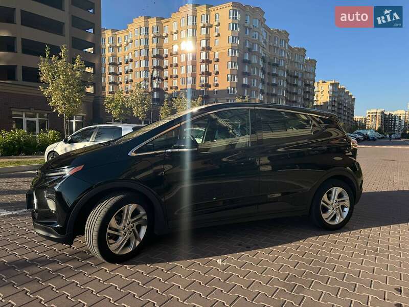 Хетчбек Chevrolet Bolt EV 2022 в Києві