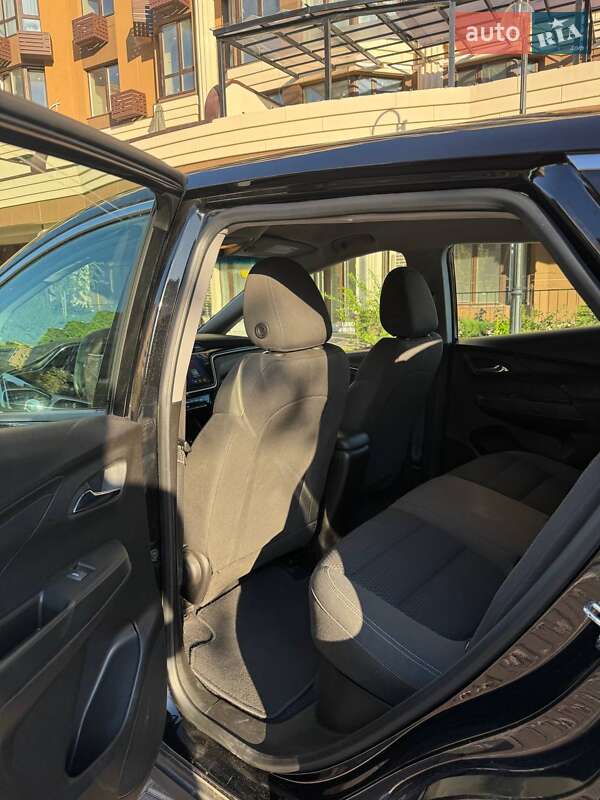 Хетчбек Chevrolet Bolt EV 2022 в Києві