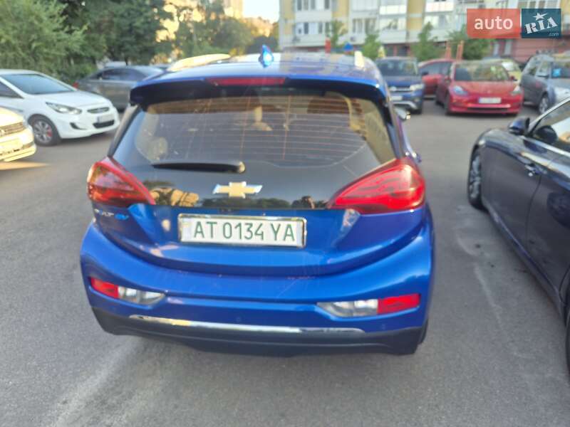 Хэтчбек Chevrolet Bolt EV 2017 в Киеве