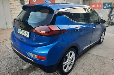 Хэтчбек Chevrolet Bolt EV 2020 в 