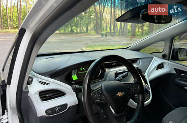 Хэтчбек Chevrolet Bolt EV 2021 в 
