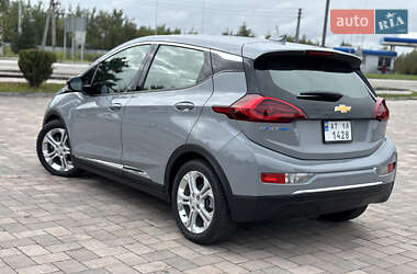 Хэтчбек Chevrolet Bolt EV 2018 в 