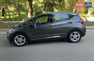Хэтчбек Chevrolet Bolt EV 2018 в 