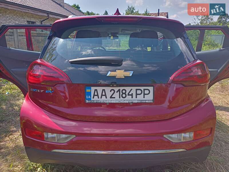 Хэтчбек Chevrolet Bolt EV 2016 в Украинке