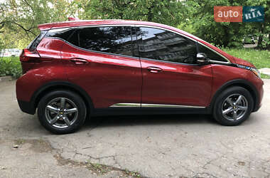 Хэтчбек Chevrolet Bolt EV 2017 в 