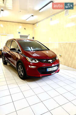 Хэтчбек Chevrolet Bolt EV 2017 в 