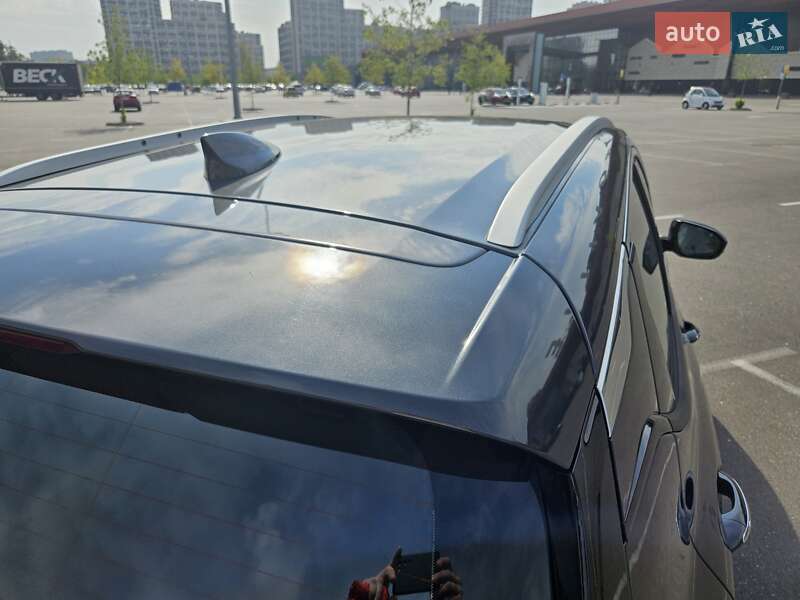 Хэтчбек Chevrolet Bolt EV 2018 в Киеве фото 17 Хэтчбек Chevrolet Bolt EV 2018 в Киеве