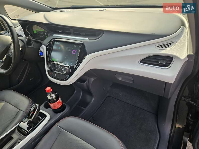 Хэтчбек Chevrolet Bolt EV 2018 в Киеве фото 25 Хэтчбек Chevrolet Bolt EV 2018 в Киеве