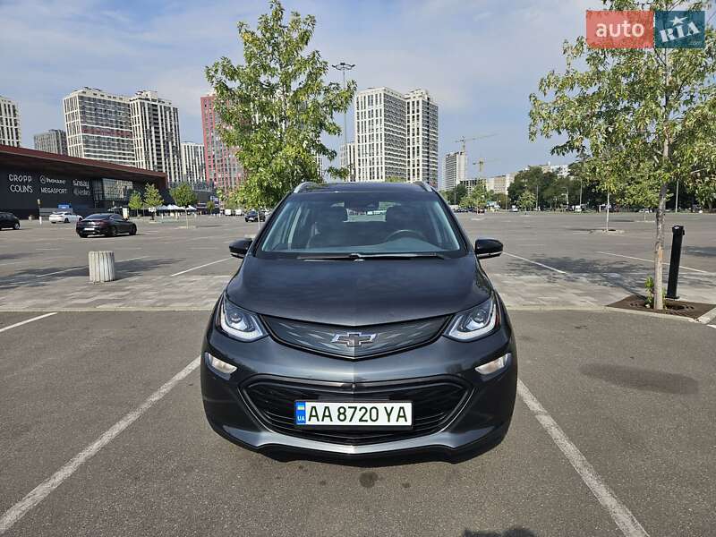Хэтчбек Chevrolet Bolt EV 2018 в Киеве фото 48 Хэтчбек Chevrolet Bolt EV 2018 в Киеве