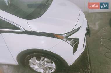 Хэтчбек Chevrolet Bolt EV 2022 в 