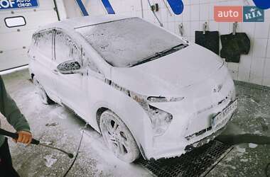 Хэтчбек Chevrolet Bolt EV 2022 в 