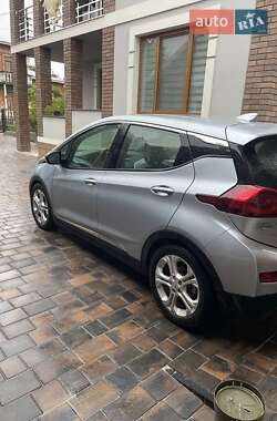 Хетчбек Chevrolet Bolt EV 2017 в Косові