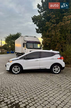 Хетчбек Chevrolet Bolt EV 2017 в 