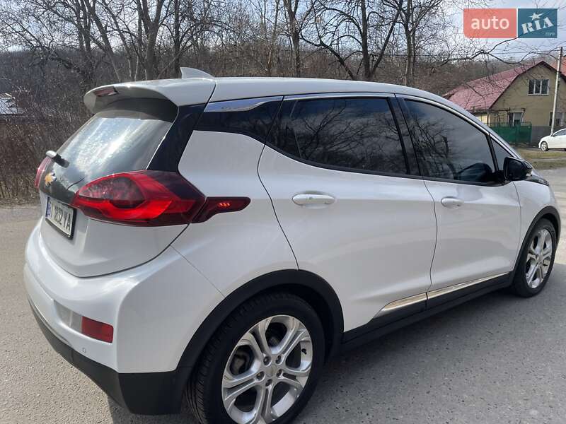 Хэтчбек Chevrolet Bolt EV 2017 в Полтаве