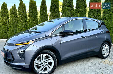 Хэтчбек Chevrolet Bolt EV 2022 в 
