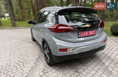 Хэтчбек Chevrolet Bolt EV 2019 в 
