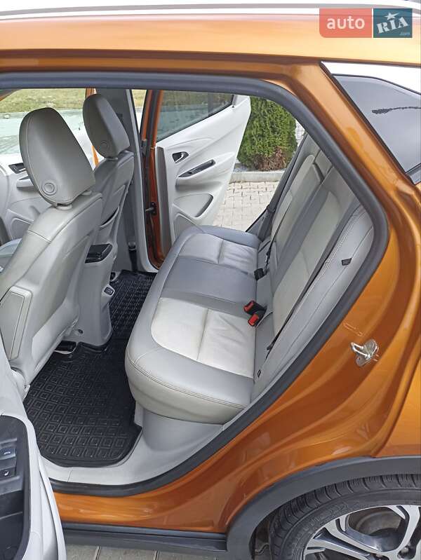 Хэтчбек Chevrolet Bolt EV 2016 в Львове