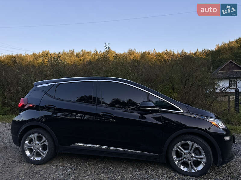 Хэтчбек Chevrolet Bolt EV 2018 в Косове