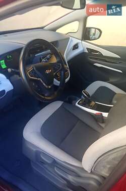 Хэтчбек Chevrolet Bolt EV 2020 в 