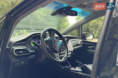 Хэтчбек Chevrolet Bolt EV 2023 в 
